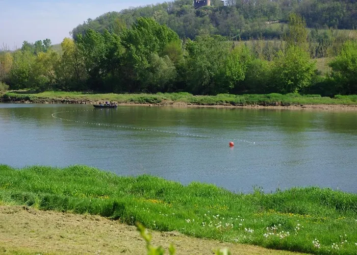 Le Port De Barsac 2* 巴尔萨克