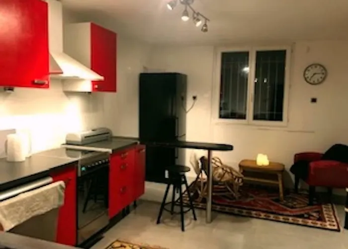 Le Port De Barsac 招待所 2*